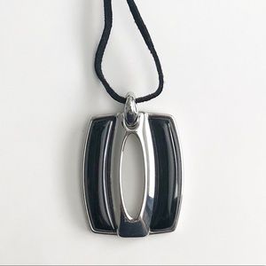 Lia Sophia black and Silver pendant necklace